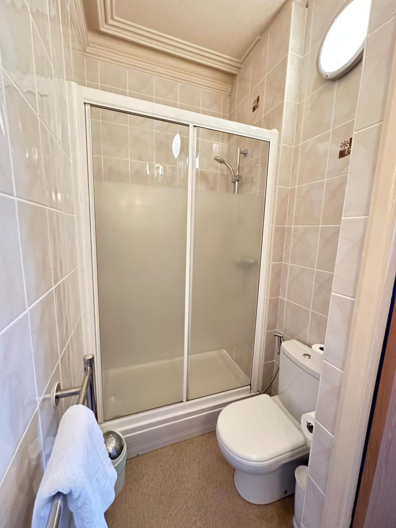 Devonia Express Hotel Eastbourne Phòng bức ảnh
