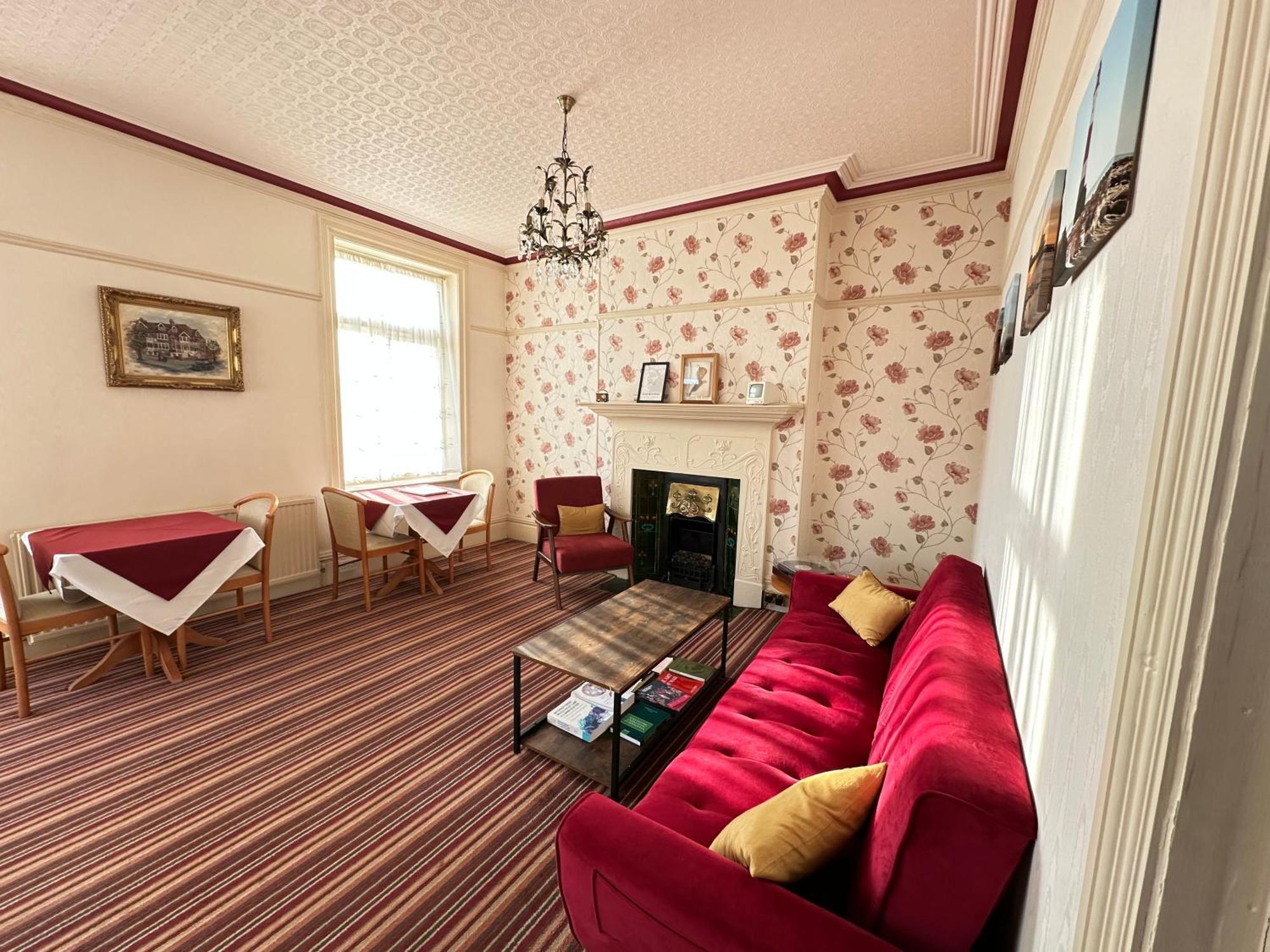 Devonia Express Hotel Eastbourne Ngoại thất bức ảnh